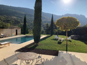 Belle Bastide classée 5* avec Piscine et Jacuzzi